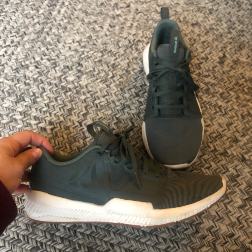 Reebok shoes size 7.5/9
